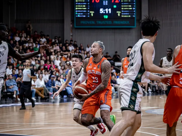 Pelita Jaya Basketball Comeback dan Kalahkan NS Matrix