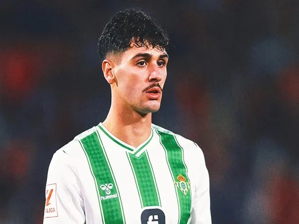 Gelandang incaran Tottenham