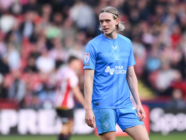 Hadapi Aston Villa, Stefan Thordarson Harap Preston Klinis di Depan Gawang