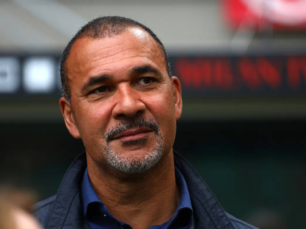 Kehilangan DNA, Ruud Gullit Sarankan AC Milan Ikuti Jejak PSG dan Liverpool