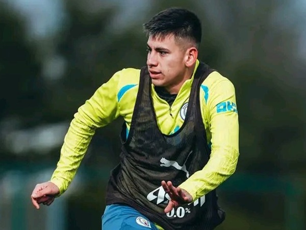 Lazio Terancam Gagal Dapatkan Servis Bintang Muda Manchester City