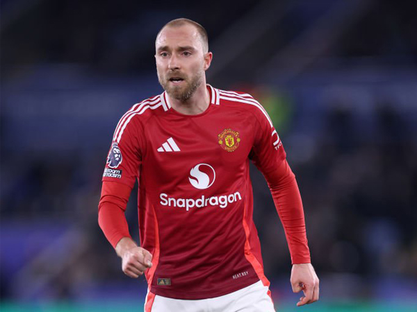 Direktur Ajax Akui Tertarik Pulangkan Christian Eriksen ke Amsterdam