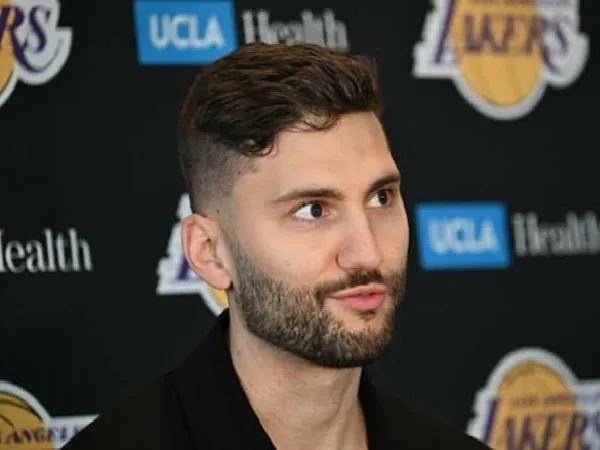 Maxi Kleber Terlihat Telah Jalani Latihan Menembak