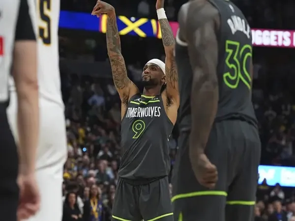 Mike Conley Senang dengan Perkembangan Alexander-Walker