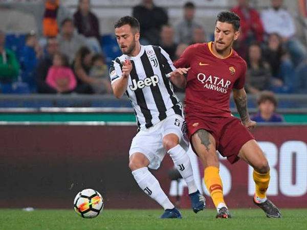 Miralem Pjanic Soroti Kekacauan yang Terjadi di Juventus dan AS Roma