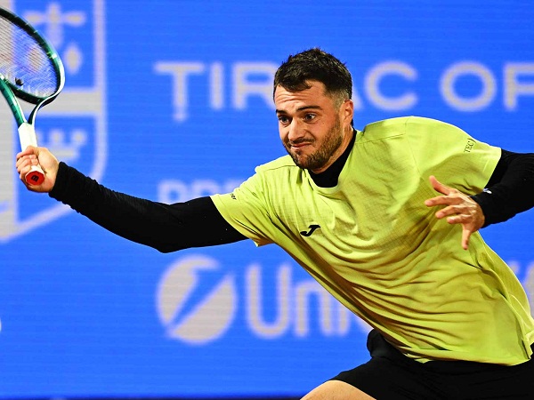 Pedro Martinez Habis-Habisan Bendung Stan Wawrinka Di Bukares