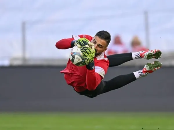 Kiper Valencia Menang Taruhan Lawan Vinicius Jr