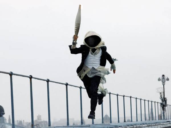 Memorabilia Olimpiade Paris 2024 Akan Dilelang Untuk Amal