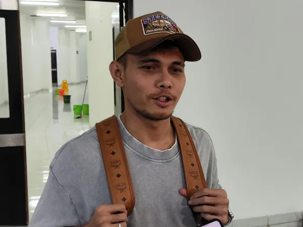 Bek kiri Persib, Rezaldi Hehanussa