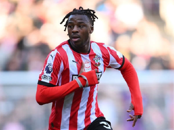 Armel Bella-Kotchap Janji Main dengan Martabat Usai Southampton Terdegradasi