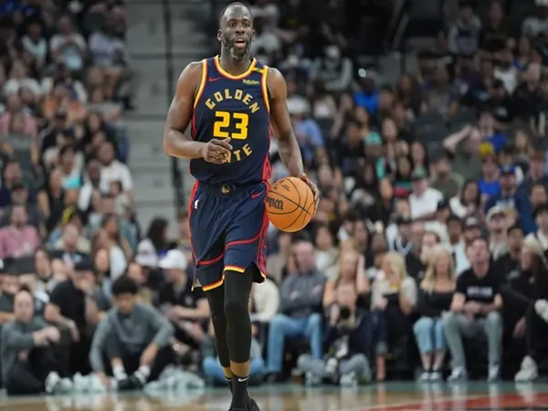 Draymond Green Salut dengan Penampilan Amen Thompson