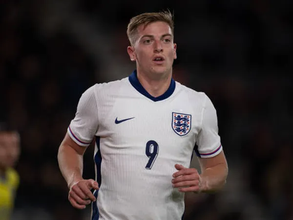 Manchester United Jadikan Liam Delap Target Utama di Musim Panas