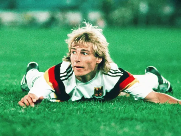 Pernah Senasib! Jurgen Klinsmann Dukung Kane Akhiri Puasa Gelar di Bayern