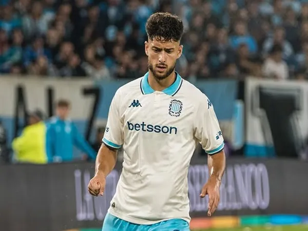 Bek tengah incaran Lazio