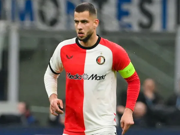 Saingi Juventus, Everton Juga Tertarik Rekrut David Hancko