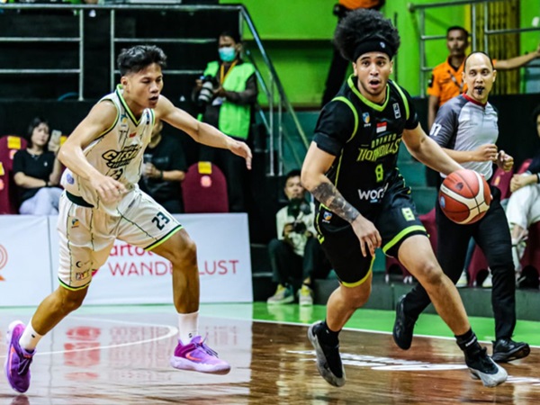 Borneo Hornbills Secara Dramatis Kalahkan Pacific Caesar