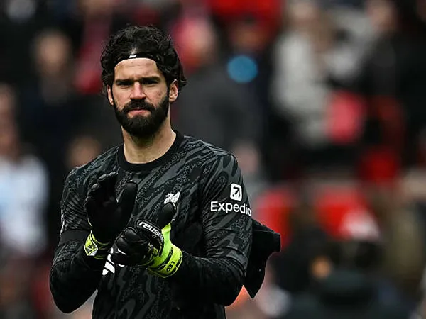 Raih Kemenangan Dramatis di Anfield, Alisson Puas dengan Karakter Liverpool