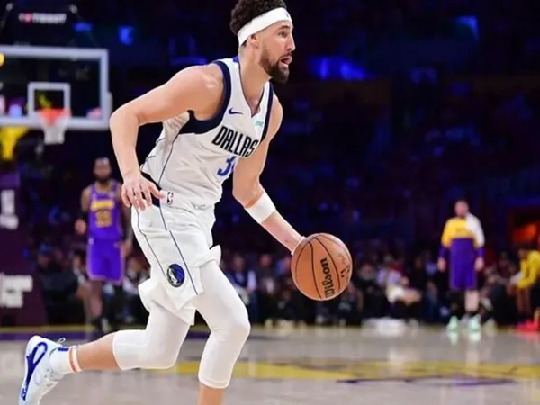 Klay Thompson Beri Nilai B di Musim Perdananya Bersama Mavericks