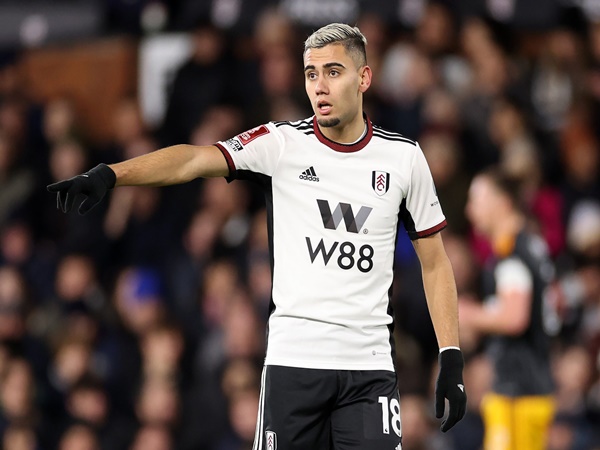 Atletico Madrid dan Zenit Berminat Rekrut Gelandang Fulham