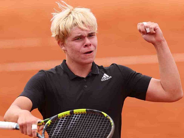 Diego Dedura Palomero Torehkan Tonggak Bersejarah Di Munich