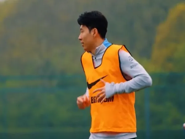 Postecoglou Kabarkan Kondisi Terkini Son Heung-min Jelang vs Forest