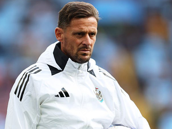 Jason Tindall Terima Kekalahan Newcastle dari Aston Villa
