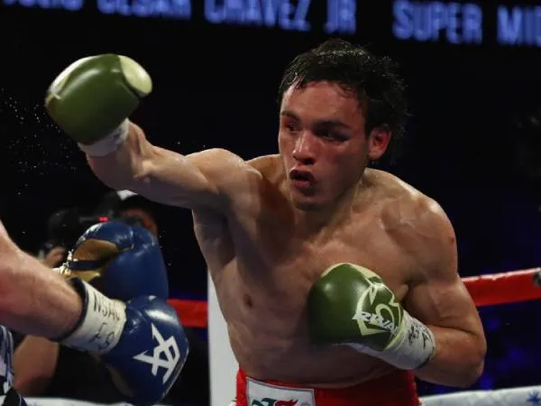 Julio Cesar Chavez Jr Adalah Lawan yang Tepat Bagi Jake Paul