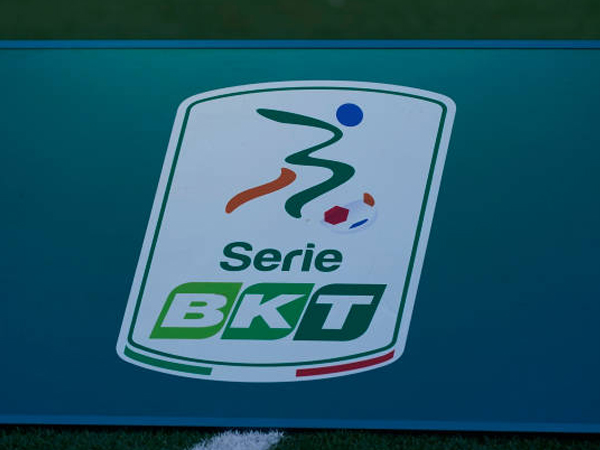 Hormati Wafatnya Paus Fransiskus, Musim Serie B Diperpanjang