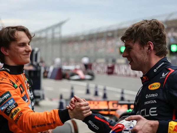 Max Verstappen Memuji Penampilan Gemilang Piastri