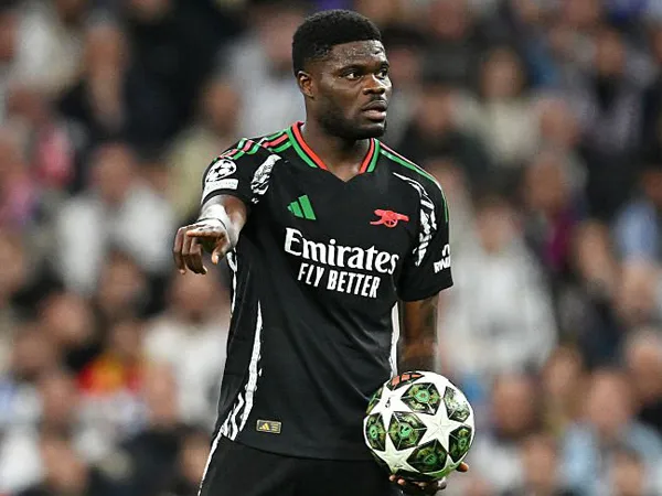 Barcelona dan Atletico Gigit Jari, Arsenal Ingin Pertahankan Thomas Partey