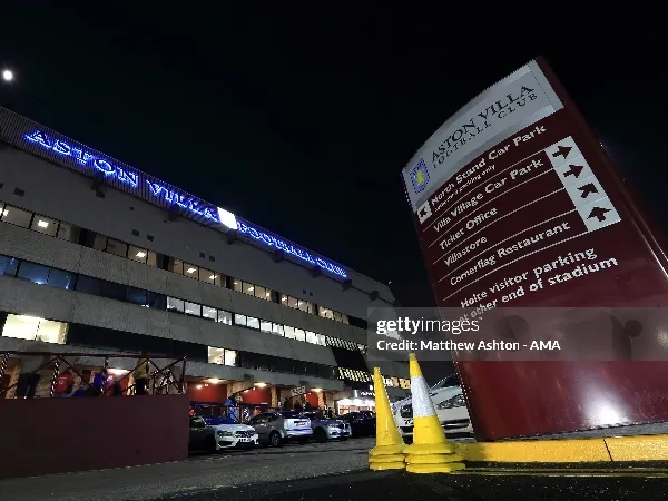 Kapasitas markas Aston Villa, Villa Park, akan naik menjadi 50.000 kursi penonton