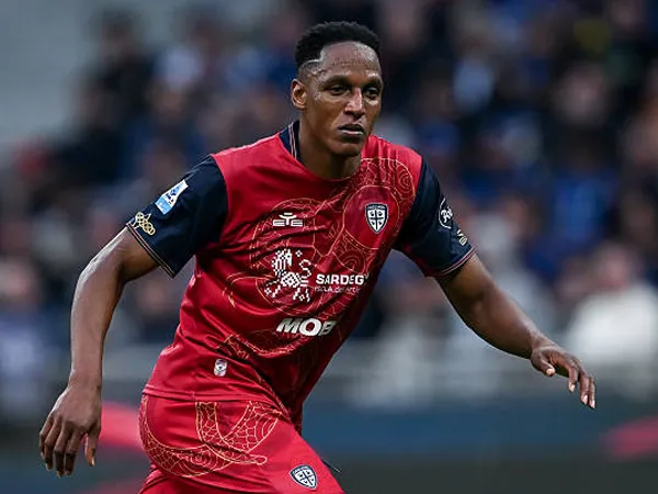 Yerry Mina Cedera, Cagliari Terancam Kehilangan Sang Bek Hingga Akhir Musim