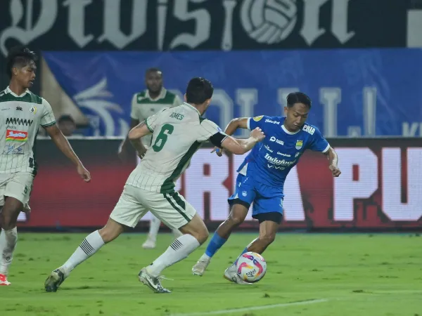 Persib kalahkan PSS 3-0