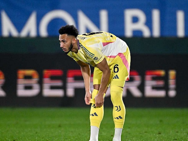 Juventus Resmi Kehilangan Lloyd Kelly Akibat Cedera usai Laga Kontra Monza