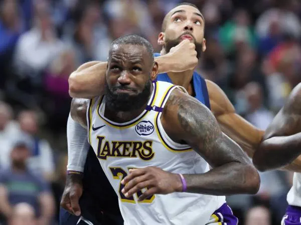 Tertinggal 3-1 Dari Wolves, Los Angeles Lakers di Ambang Eliminasi