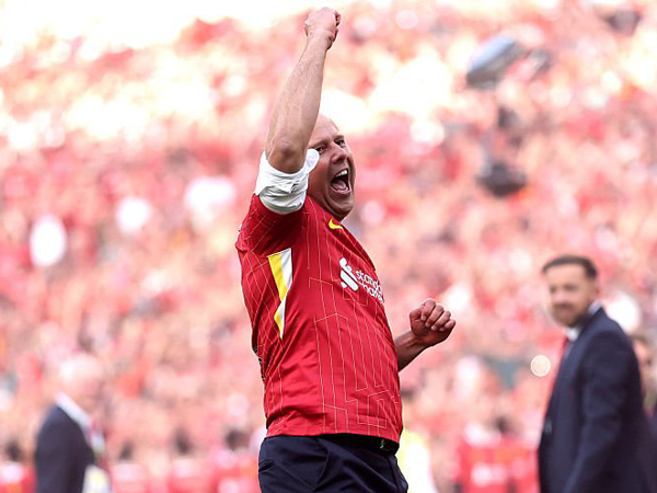 Usai Bawa Liverpool Juara, Arne Slot Diprediksi Bakal Sukses di Musim Depan