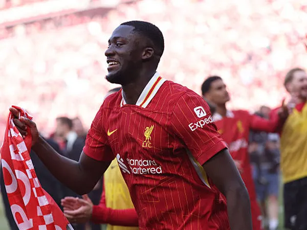 Ibrahima Konate Nikmati Momen Emosional Usai Raih Gelar Premier League
