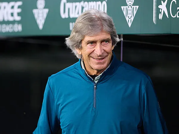 Jelang Semifinal UECL, Pelatih Real Betis Soroti Ancaman Fiorentina