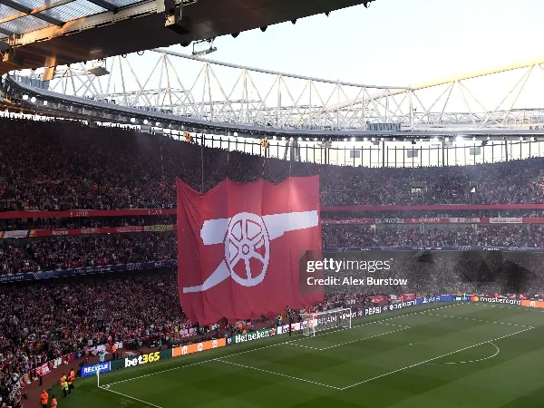Arsenal kekurangan dukungan suporter saat menjamu Paris Saint-Germain di Emirates Stadium