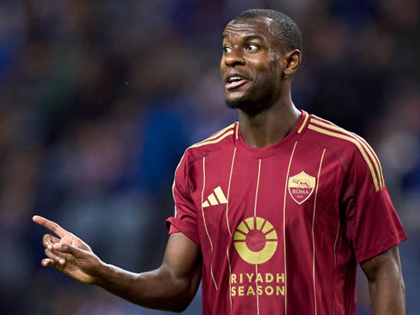 Bersinar di AS Roma, Newcastle United Ramaikan Perburuan Evan Ndicka