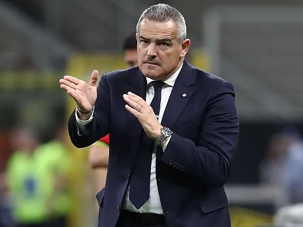 Verona Sudah, Massimiliano Farris Minta Inter Fokus Hadapi Barcelona