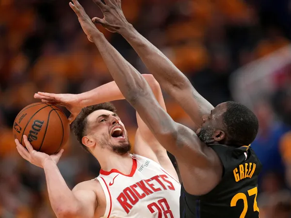 Alperen Sengun sebut Rockets terlalu banyak buang kesempatan saat kalah dari Warriors.