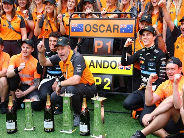 Andrea Stella Tersenyum Lebar Lihat Kemenangan Piastri di GP Miami