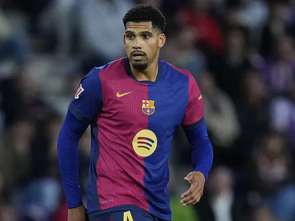 Ronald Araujo.