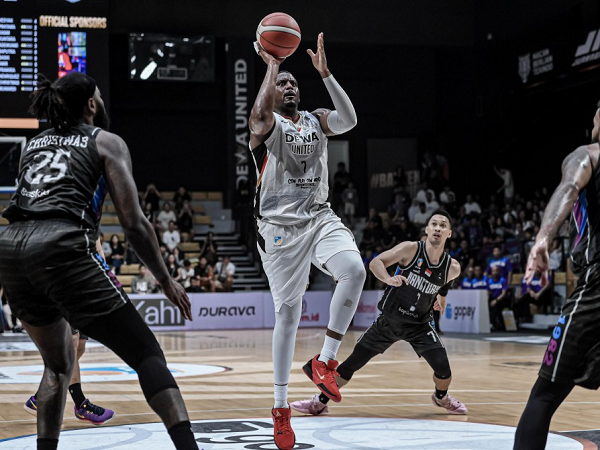 Pablo Favarel Puji Performa Jordan Adams Saat Comeback