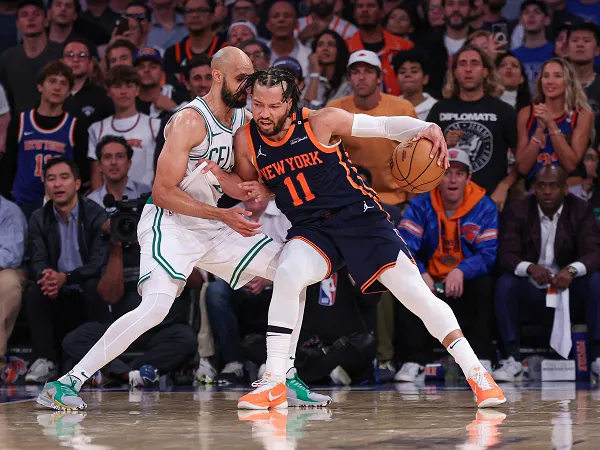 Jalen Brunson tetap tenang meski Knicks sedang unggul 3-1 atas Celtics.