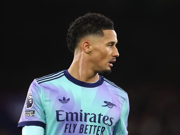 Real Madrid Bidik Dua Bek Andalan Milik Arsenal
