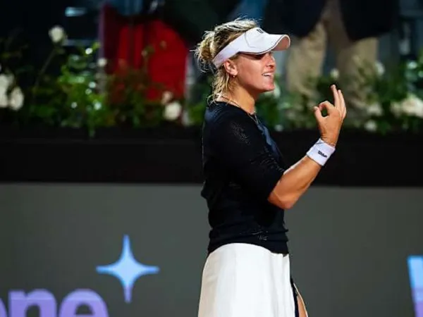 Jegal Elina Svitolina Di Roma, Peyton Stearns Tuliskan Tinta Emas
