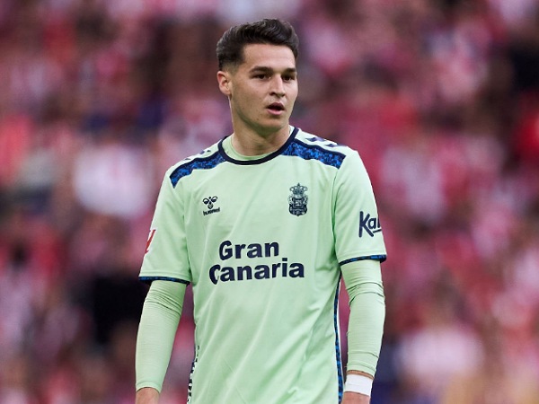 Arsenal Lirik Bek Muda Berbakat Las Palmas, Mika Marmol