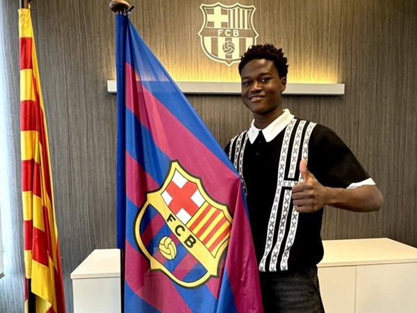 Barcelona Kembali Perpanjang Kontrak Bintang La Masia